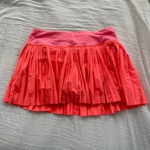Coral Lululemon pleated tennis skirt